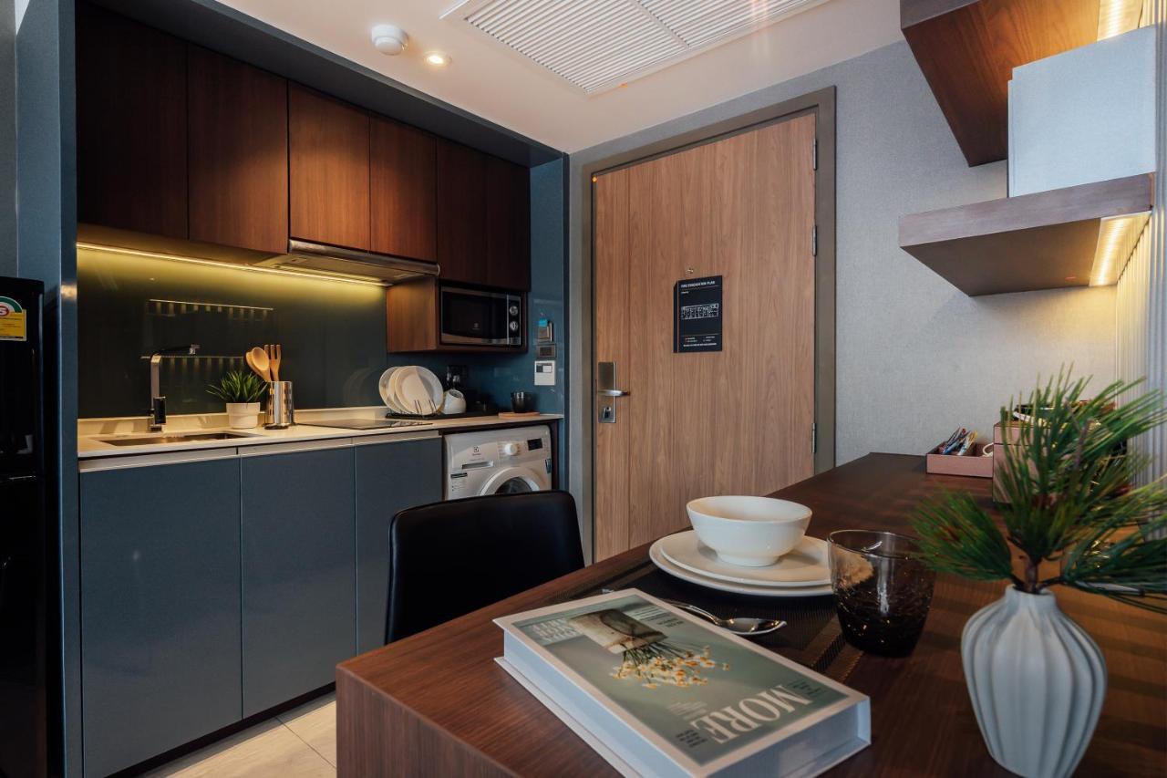 Montana Bangkok Hotel & Residence Екстериор снимка