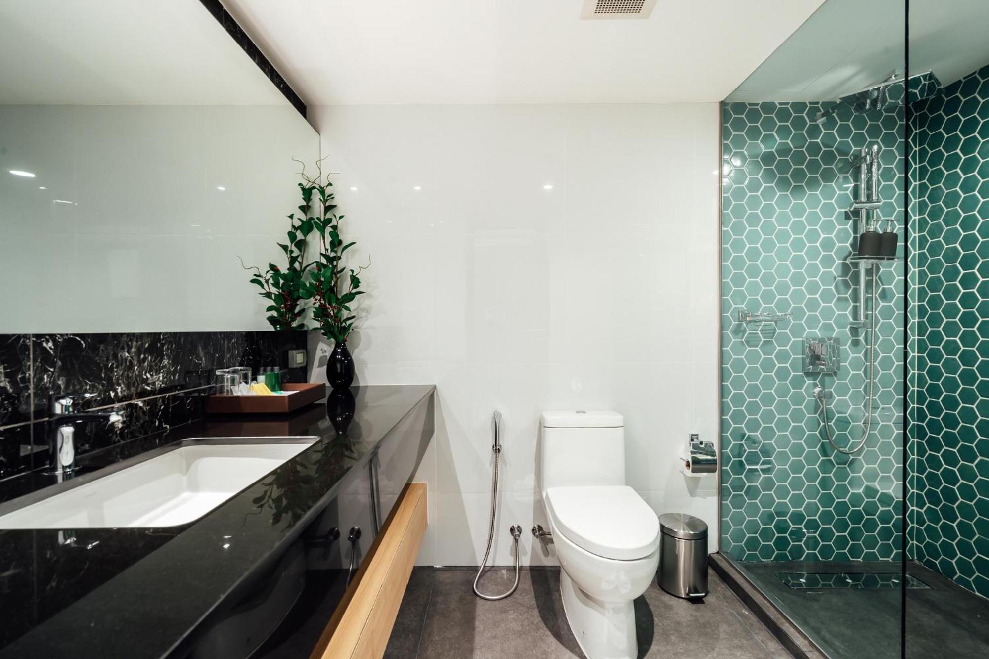 Montana Bangkok Hotel & Residence Екстериор снимка
