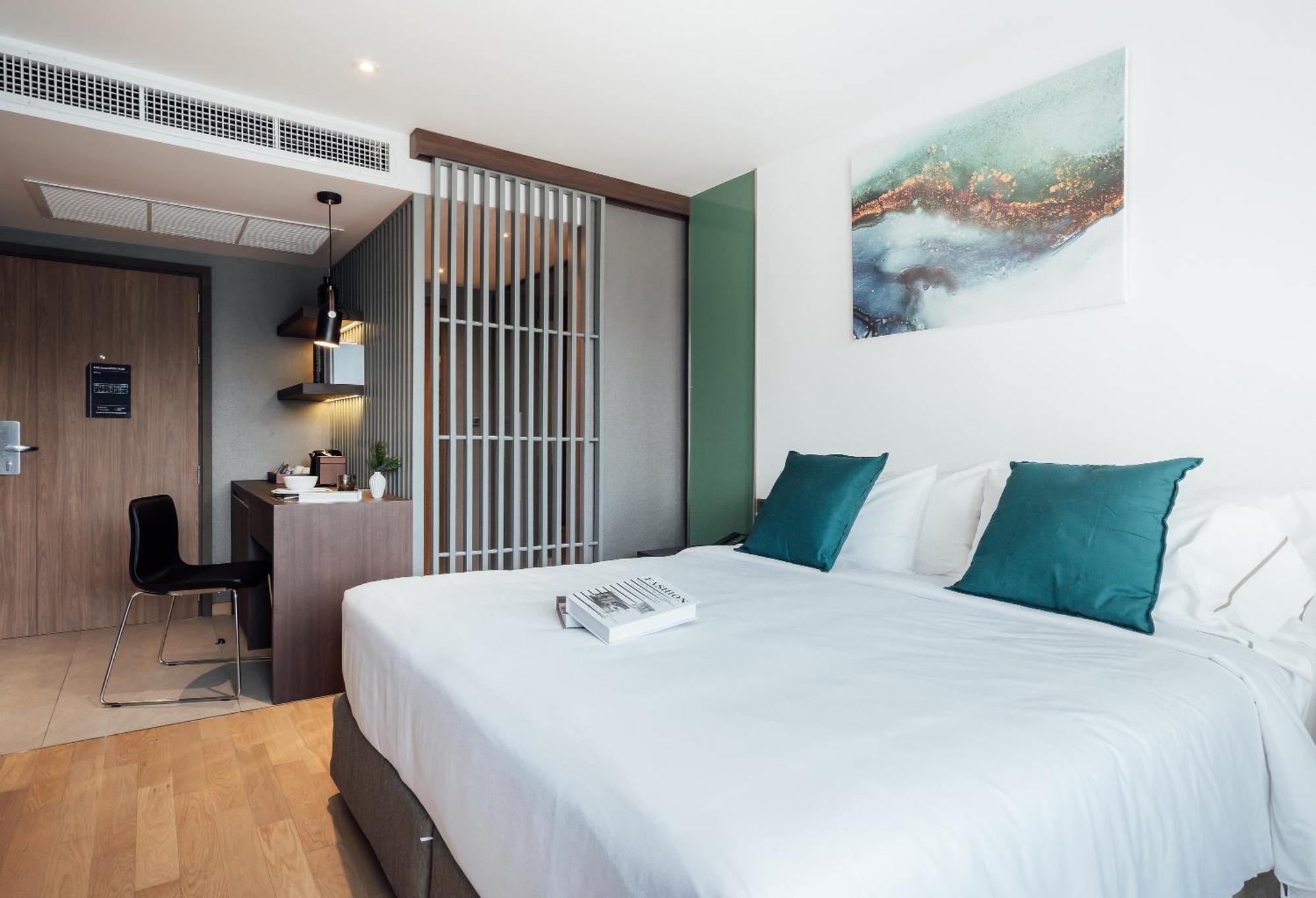 Montana Bangkok Hotel & Residence Екстериор снимка