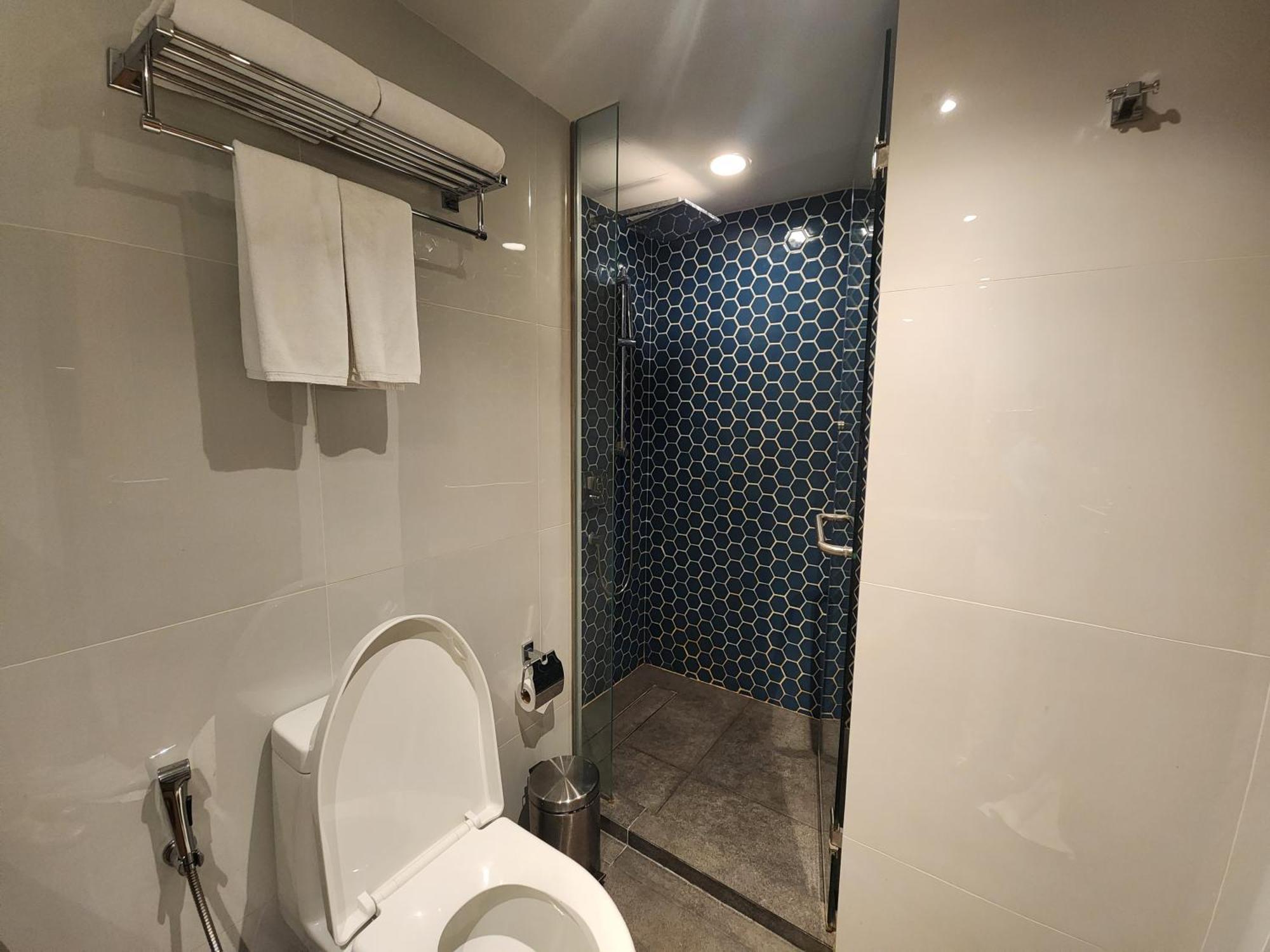 Montana Bangkok Hotel & Residence Стая снимка