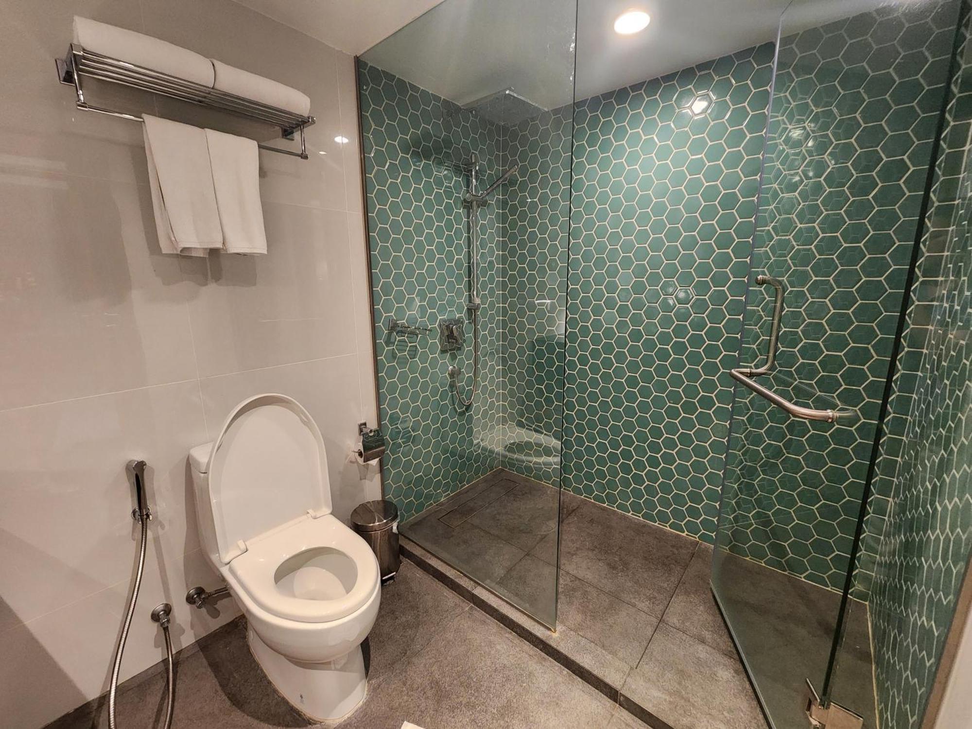 Montana Bangkok Hotel & Residence Стая снимка